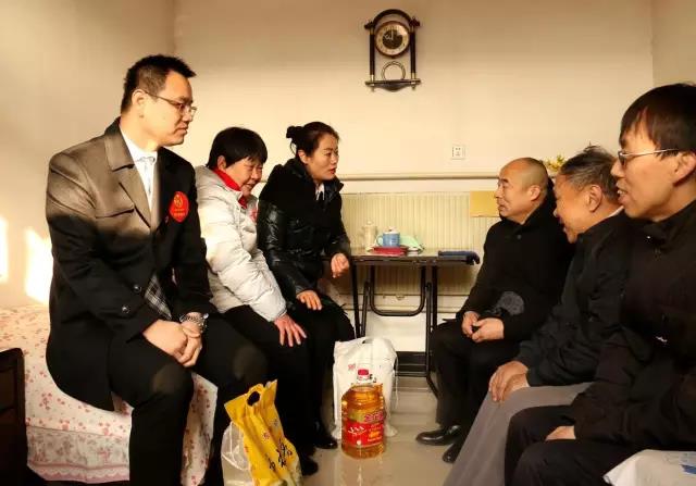 北京京通医院,党支部慰问贫困家庭
